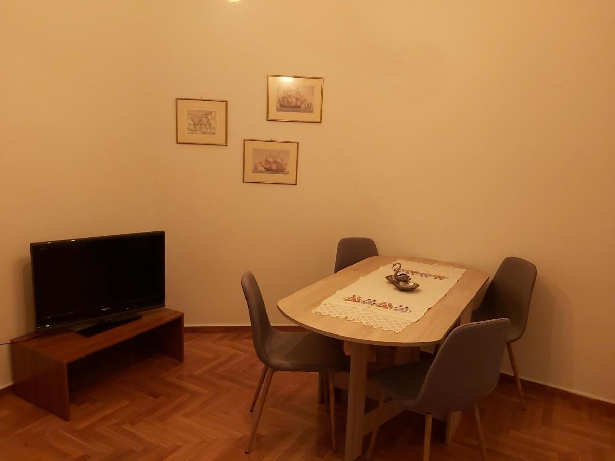 Maria'S Comfort Home 卡拉马塔 外观 照片